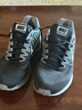 Nike Women’s Black and Gray Athletic Running Shoes